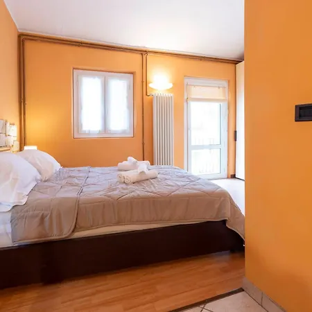 Conti Exclusive Loft * Novara